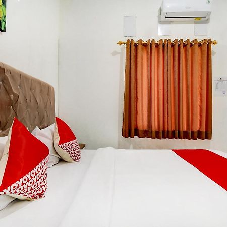 Oyo Life 3415 Penginapan Wimane Palembang Kültér fotó