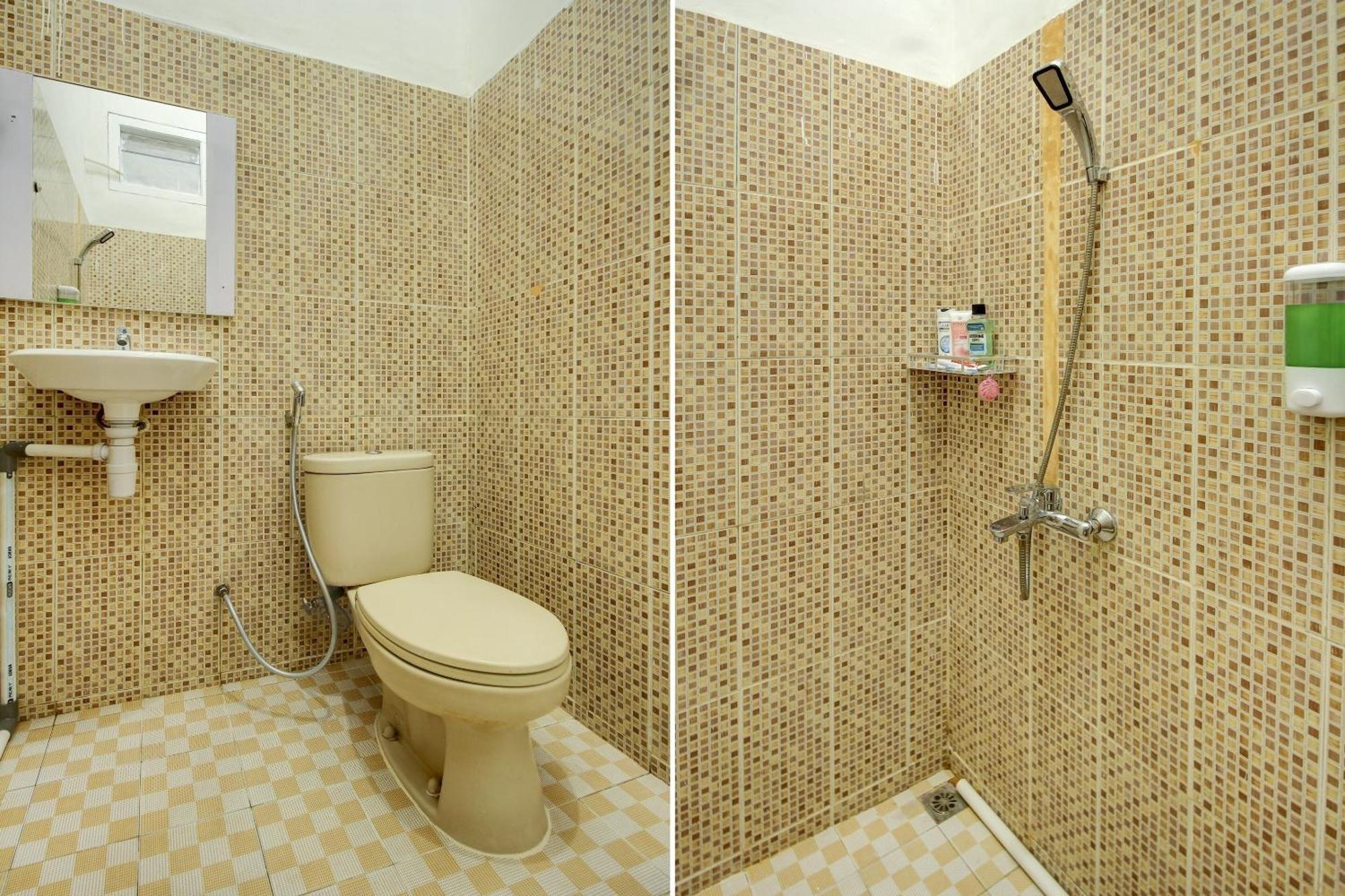 Oyo Life 3415 Penginapan Wimane Palembang Kültér fotó