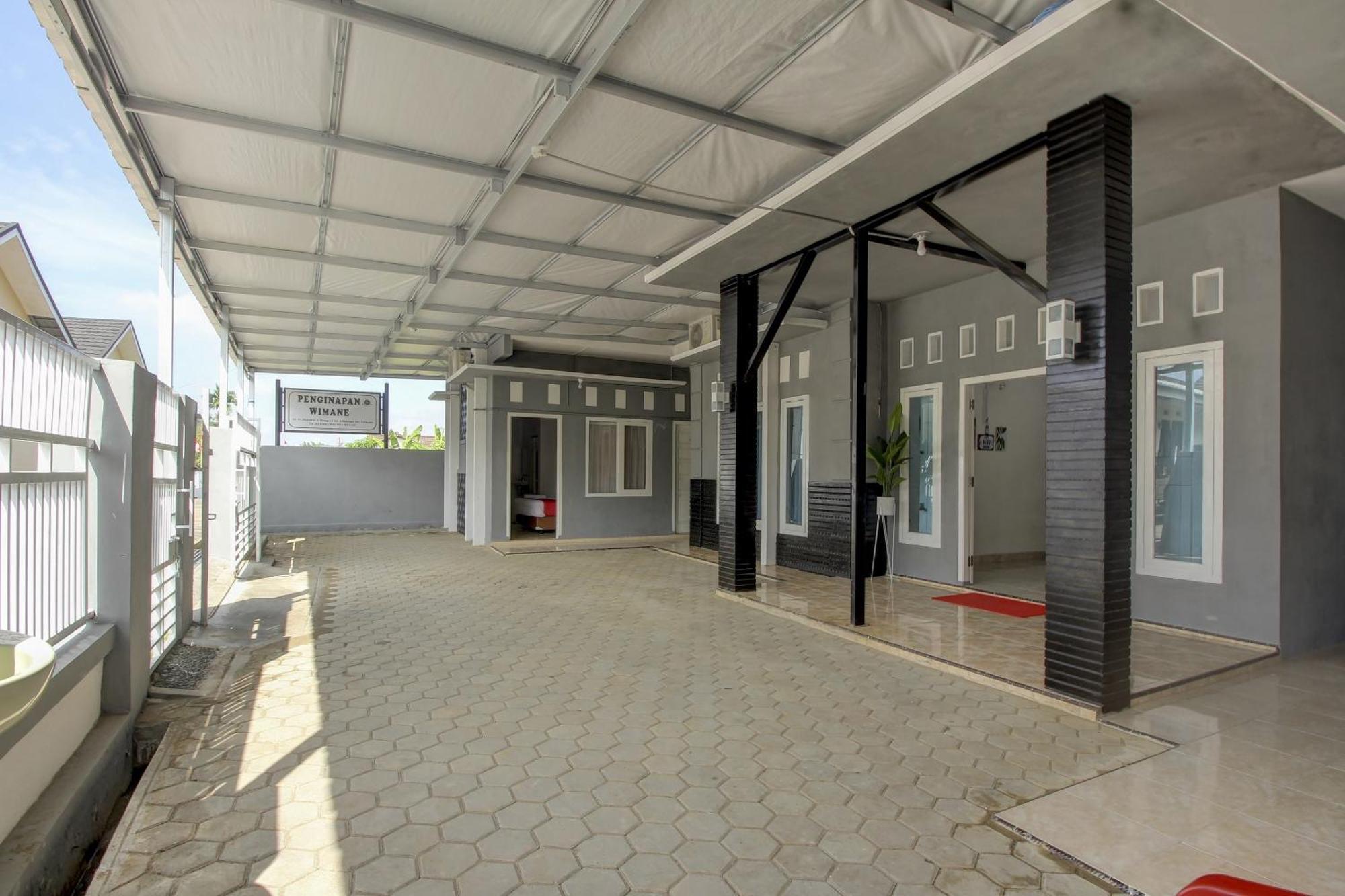 Oyo Life 3415 Penginapan Wimane Palembang Kültér fotó